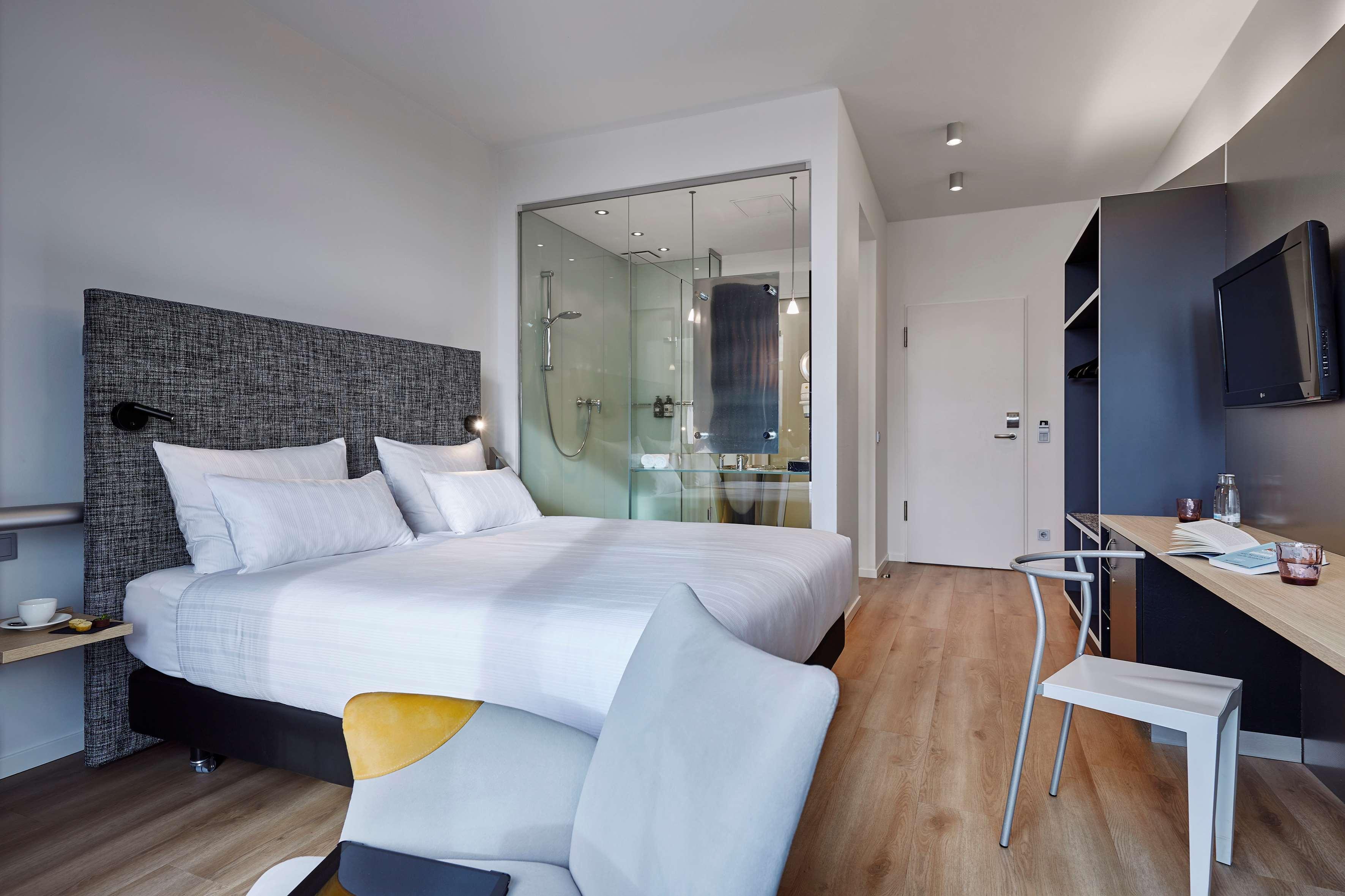 Innside By Meliá 4* BRE